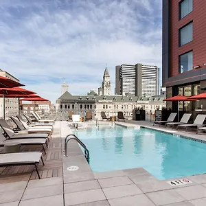 Hotel Cambria Downtown
