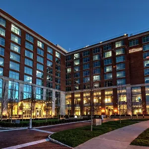 Hotel Hilton Hills